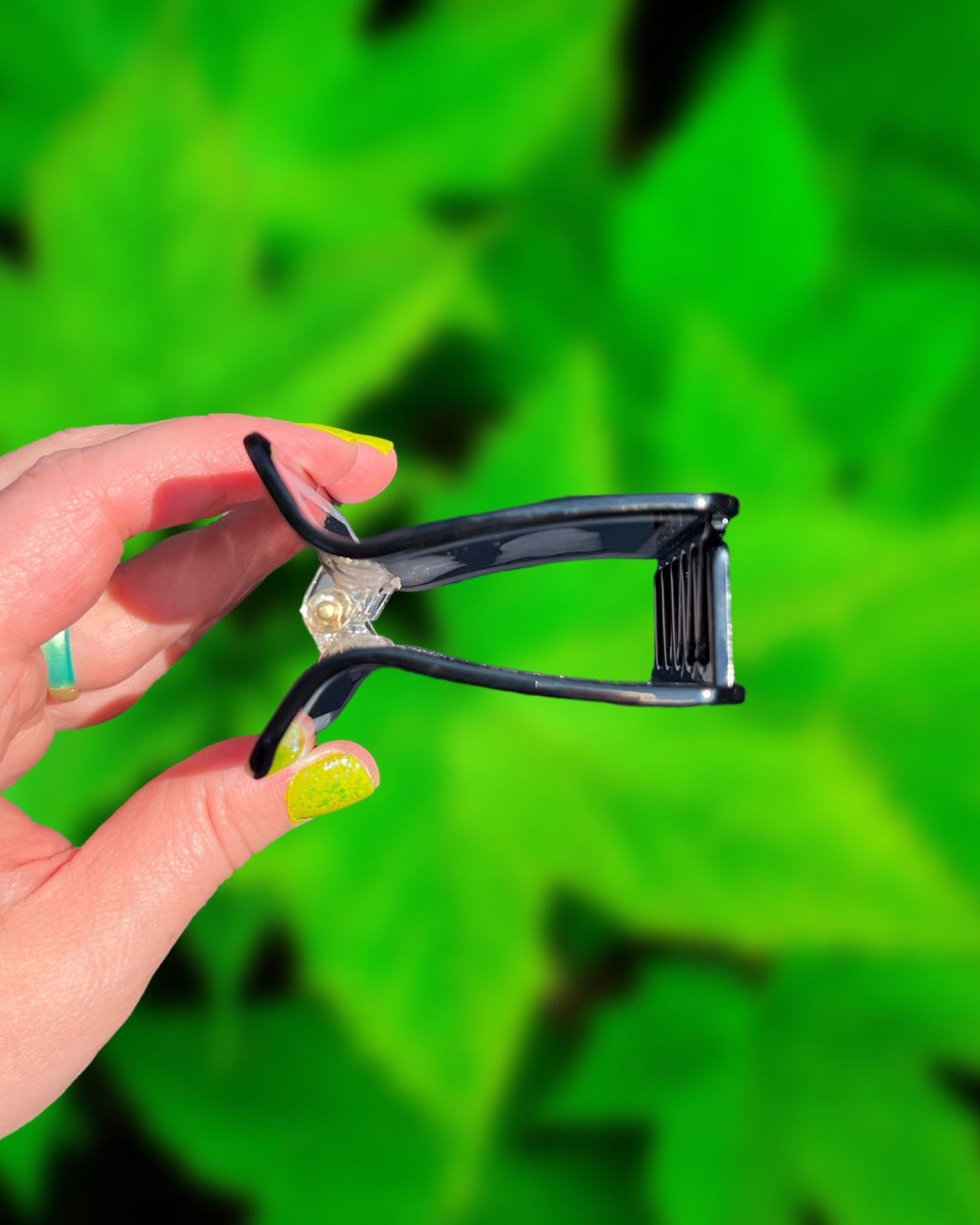 *PRE-ORDER* Ghost Polaroid Hair Claw