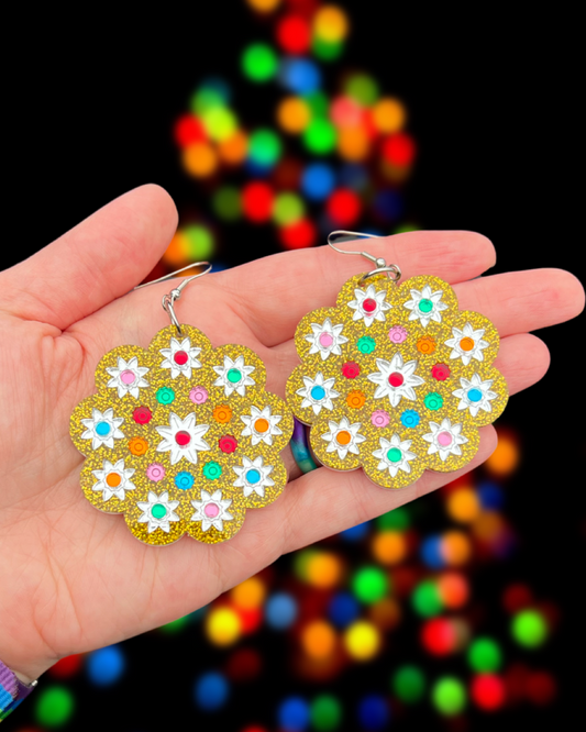 Kitschy Star Tree Topper Earrings